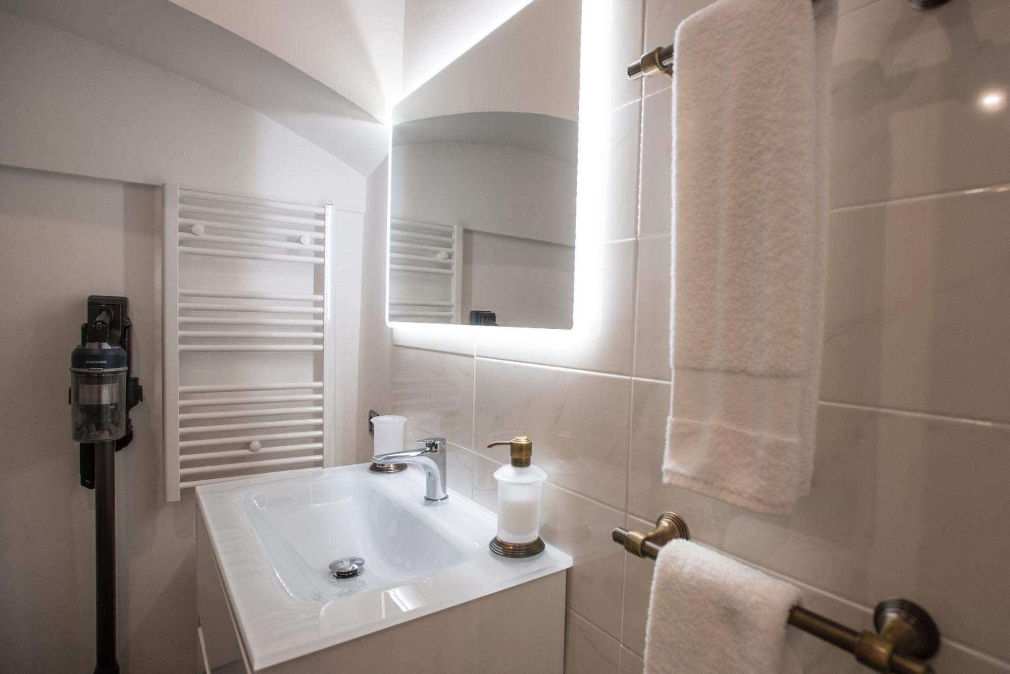 Apartment In The City Centre Cagliari Dış mekan fotoğraf